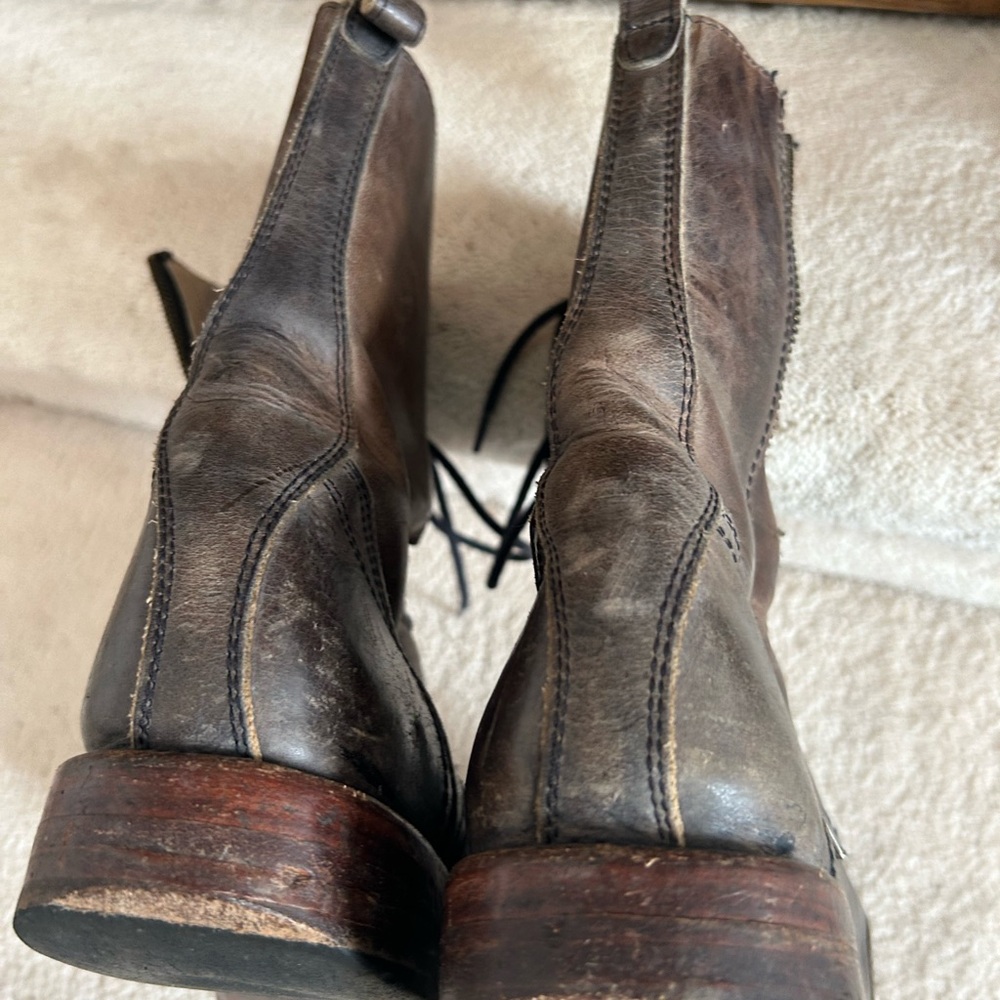 🌷Host Pick🌷Free bird by Steve…ladies 8. Gorgeous already distressed for you. - Picture 2 of 6